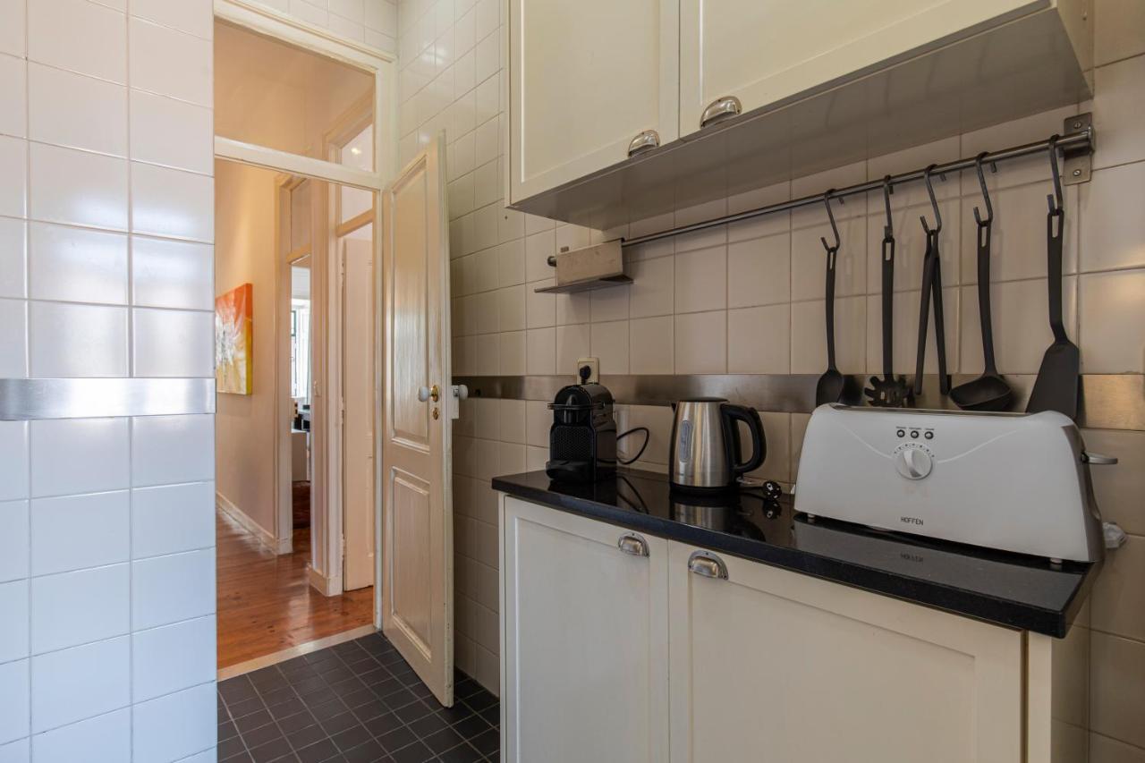 Typical 2Bdr Apartment In Lisbon By Lovelystay 외부 사진
